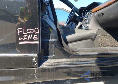 2013 Mercedes-Benz C 300 Sport 4Matic из США, поврежденный, VIN WDDGF8AB1DR251323